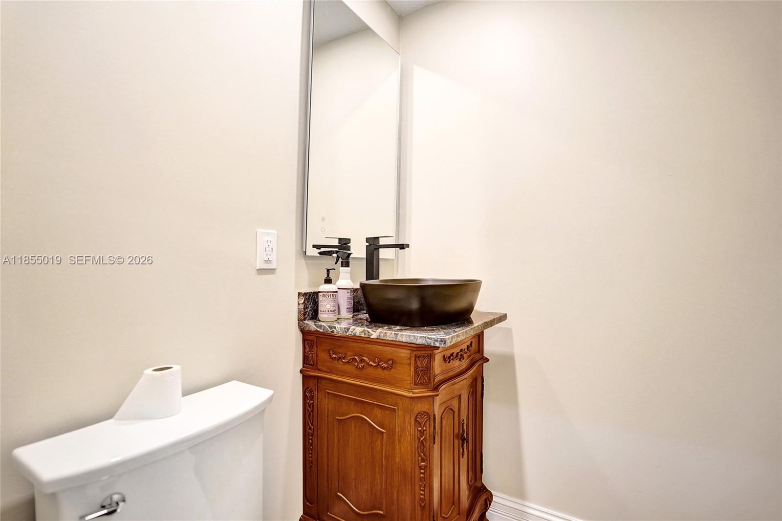 HILLS OF INVERRARY TRACT - Residential