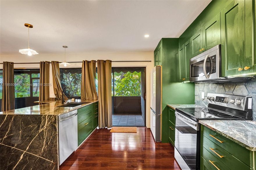 Beautifully Updated Tri-Level Townhome – Hills of Inverrary, Gated Community

Spacious and tastefully renovated, this tri-level townhome offers an open layout with a freshly renovated kitchen, bathrooms and your own spa like retreat upstairs. Features include a charming private atrium, large family room, stainless steel appliances, and an oversized garage with laundry area. Enjoy a screened patio surrounded by lush greenery, scenic walking paths, and access to three heated pools.

Community Requirements: 10% down for financed offers, minimum 725 credit score.
ASSESMENT WILL BE PAID IN FULL AT CLOSE