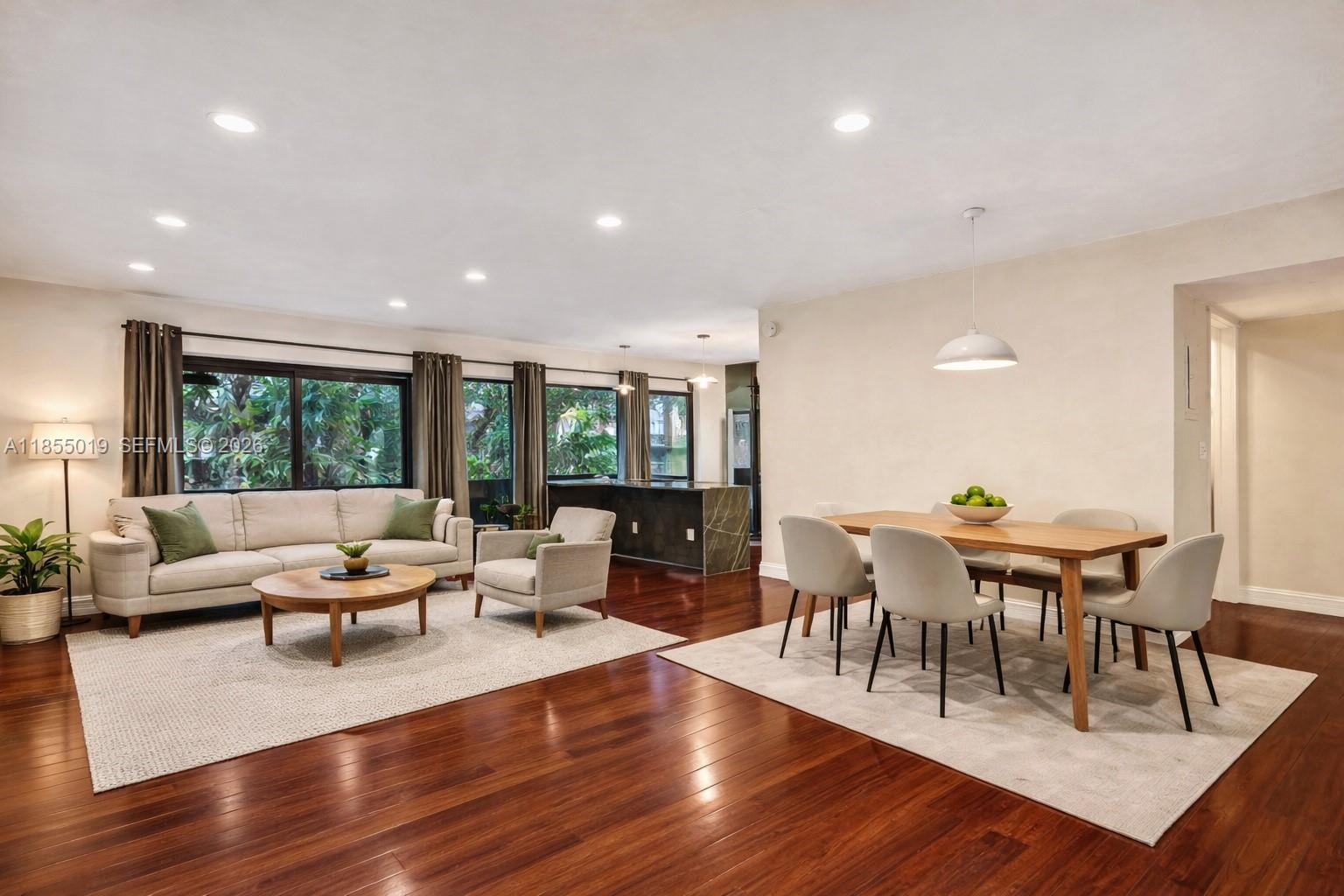 HILLS OF INVERRARY TRACT - Residential