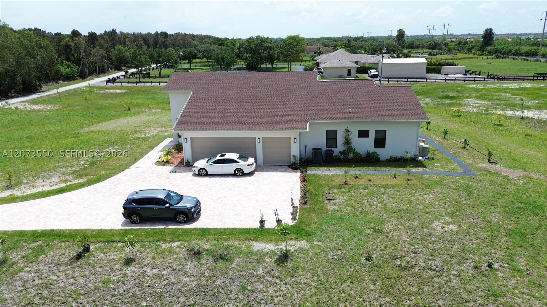 19860 Skyhawk Ln
