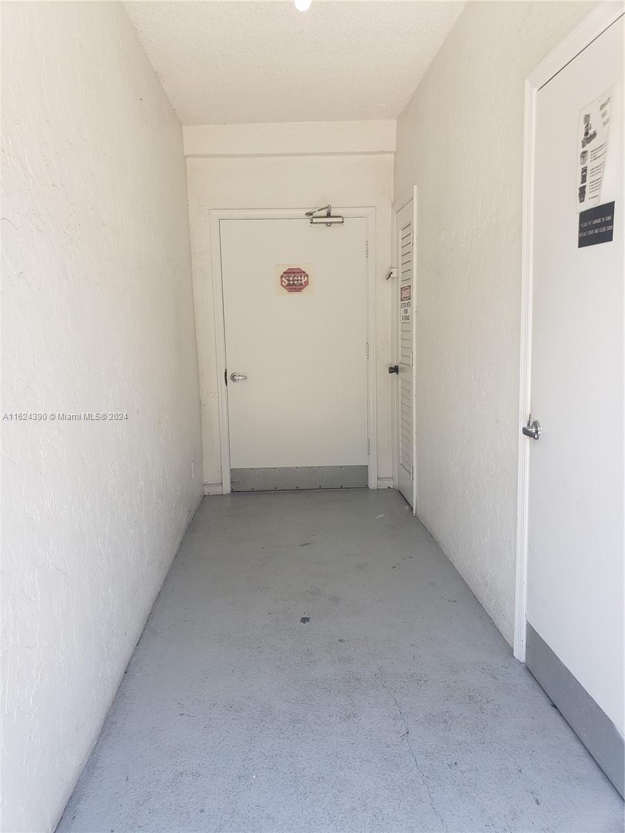 IMPERIAL POINT COLONNADES - Residential