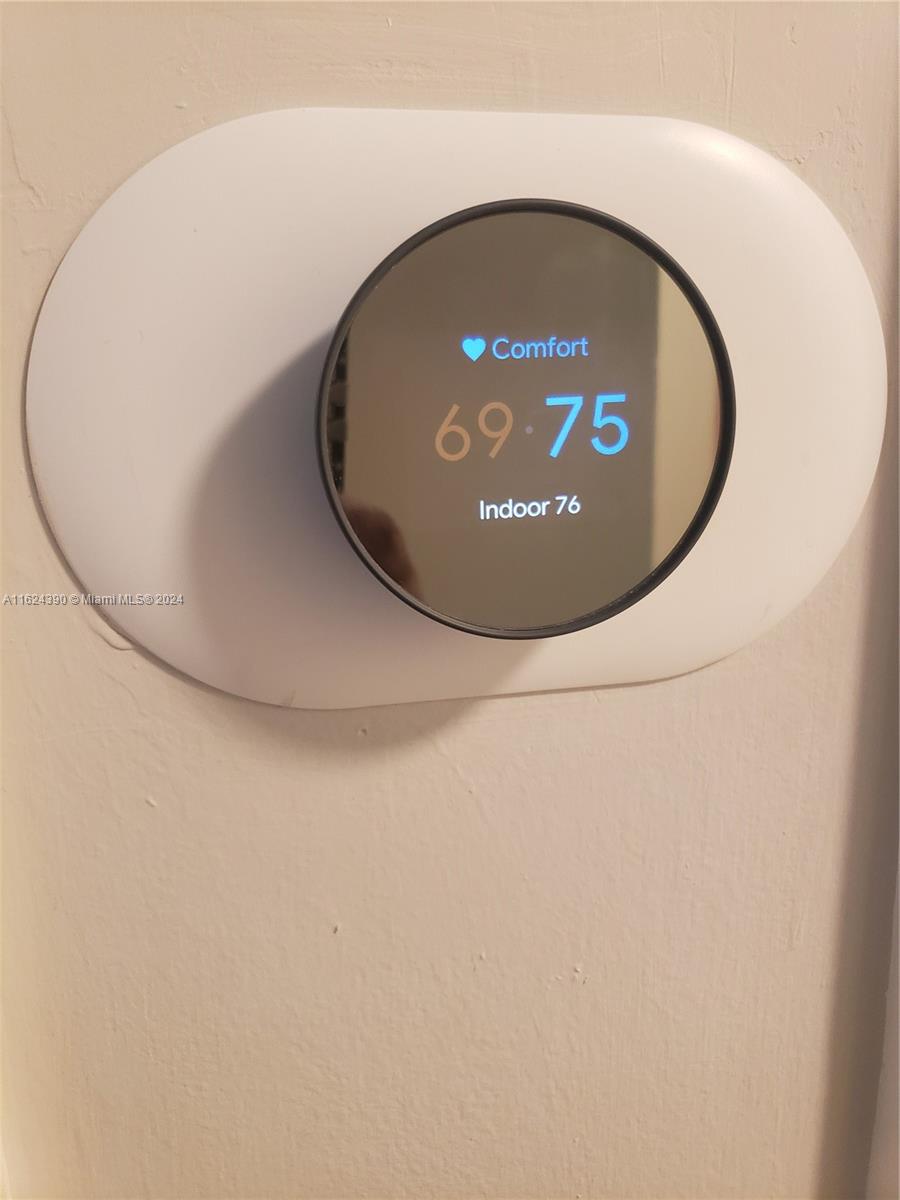 IMPERIAL POINT COLONNADES - Residential