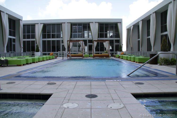 MARQUIS CONDO - Residential