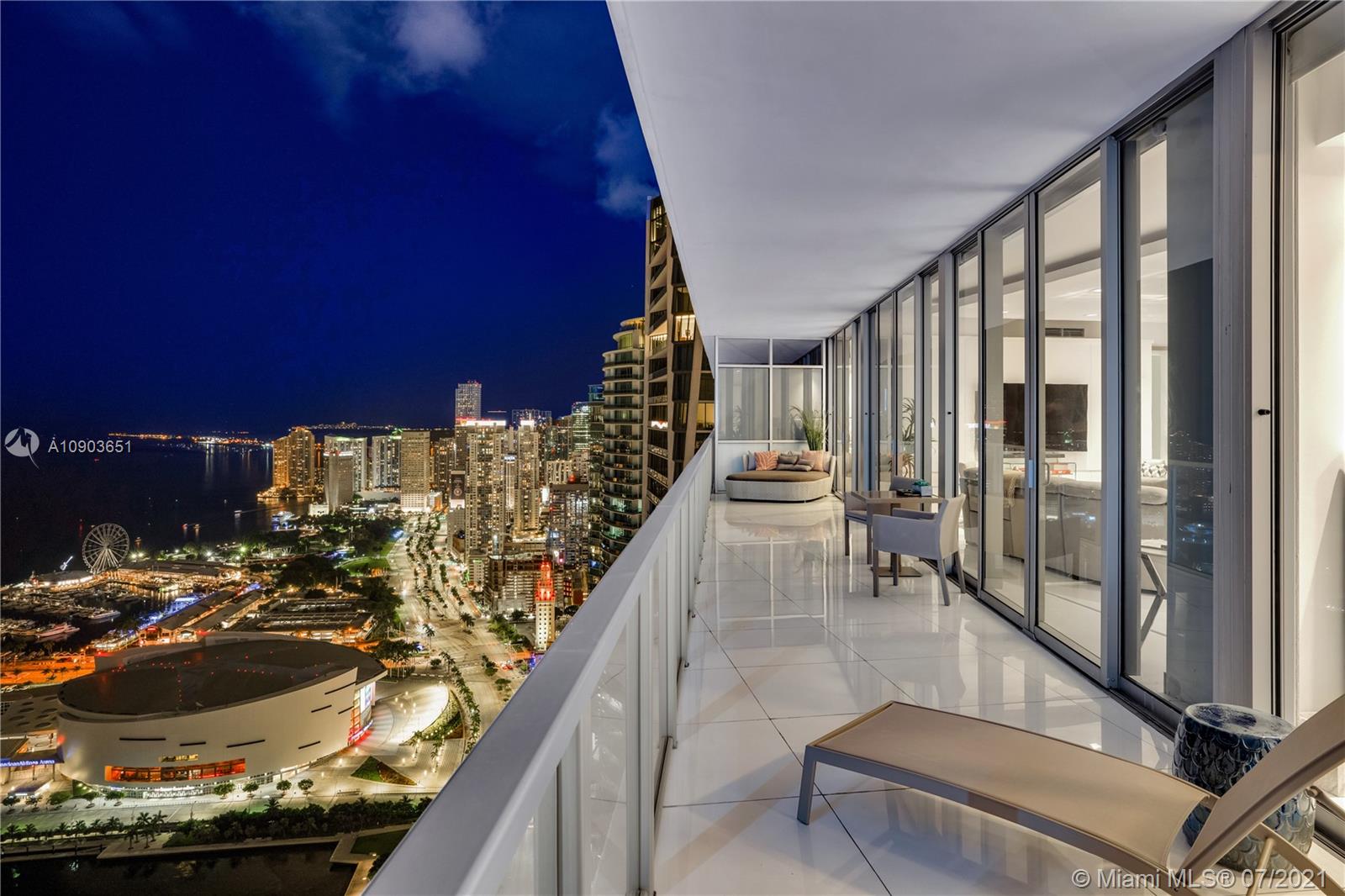 MARQUIS CONDO - Residential