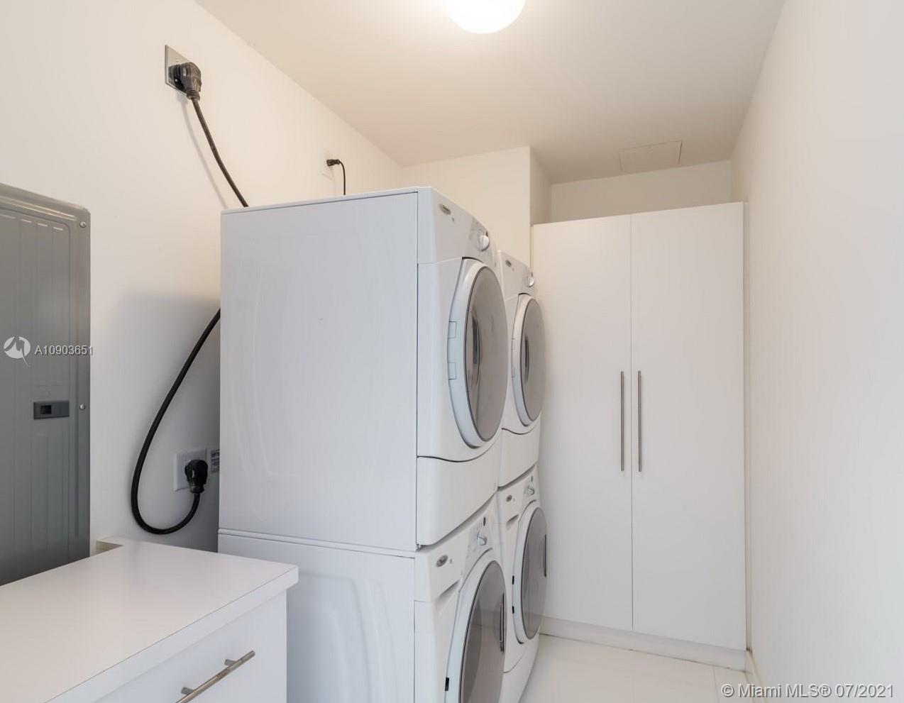 MARQUIS CONDO - Residential