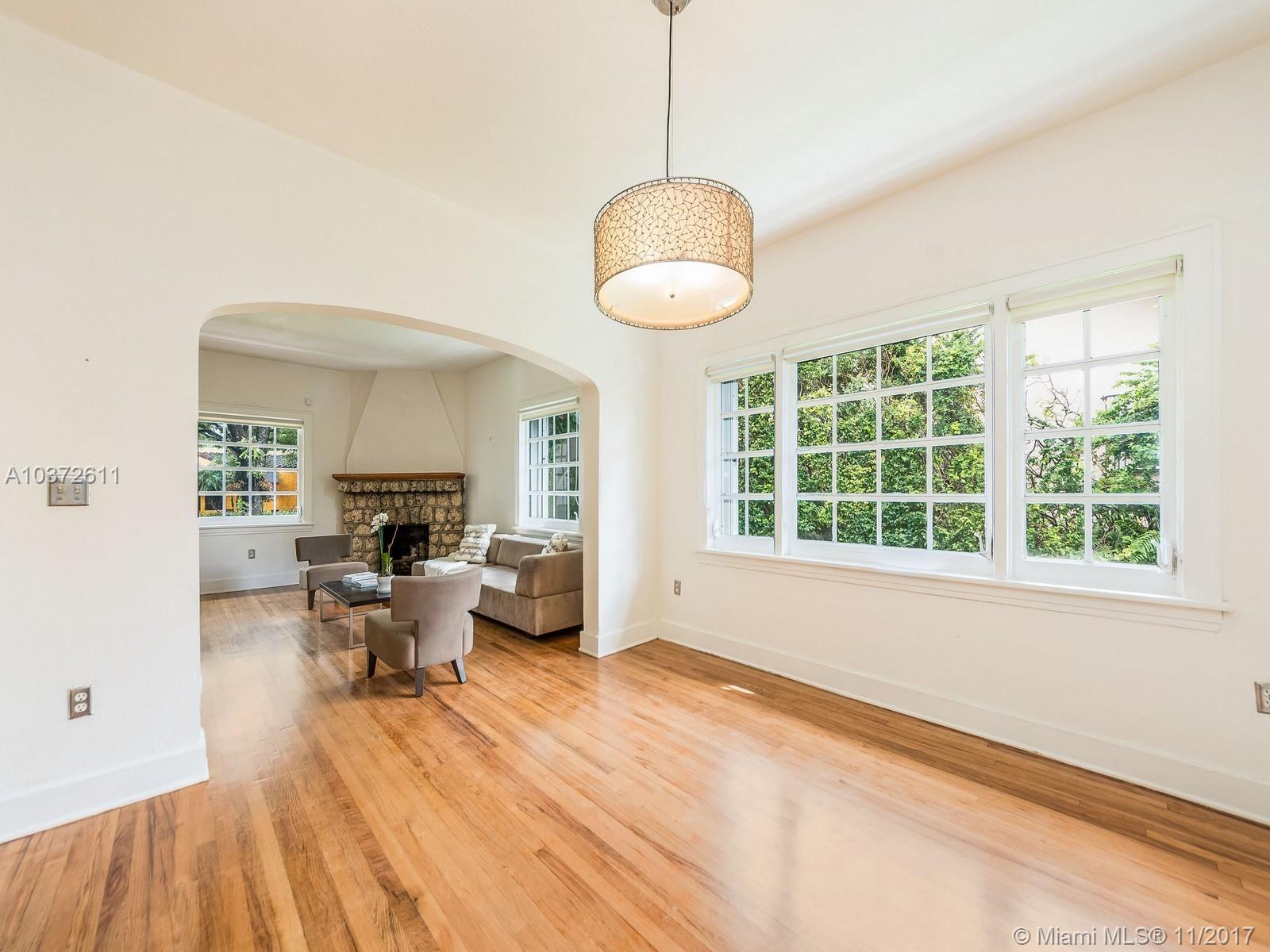 CORAL GABLES SEC E - Residential