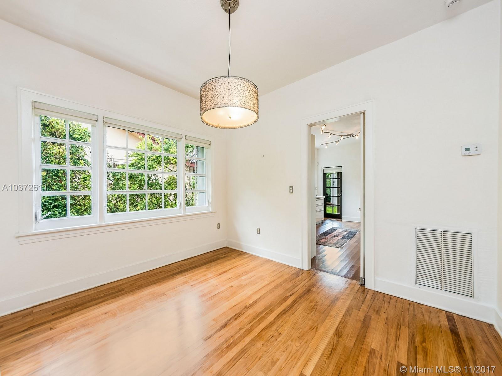 CORAL GABLES SEC E - Residential