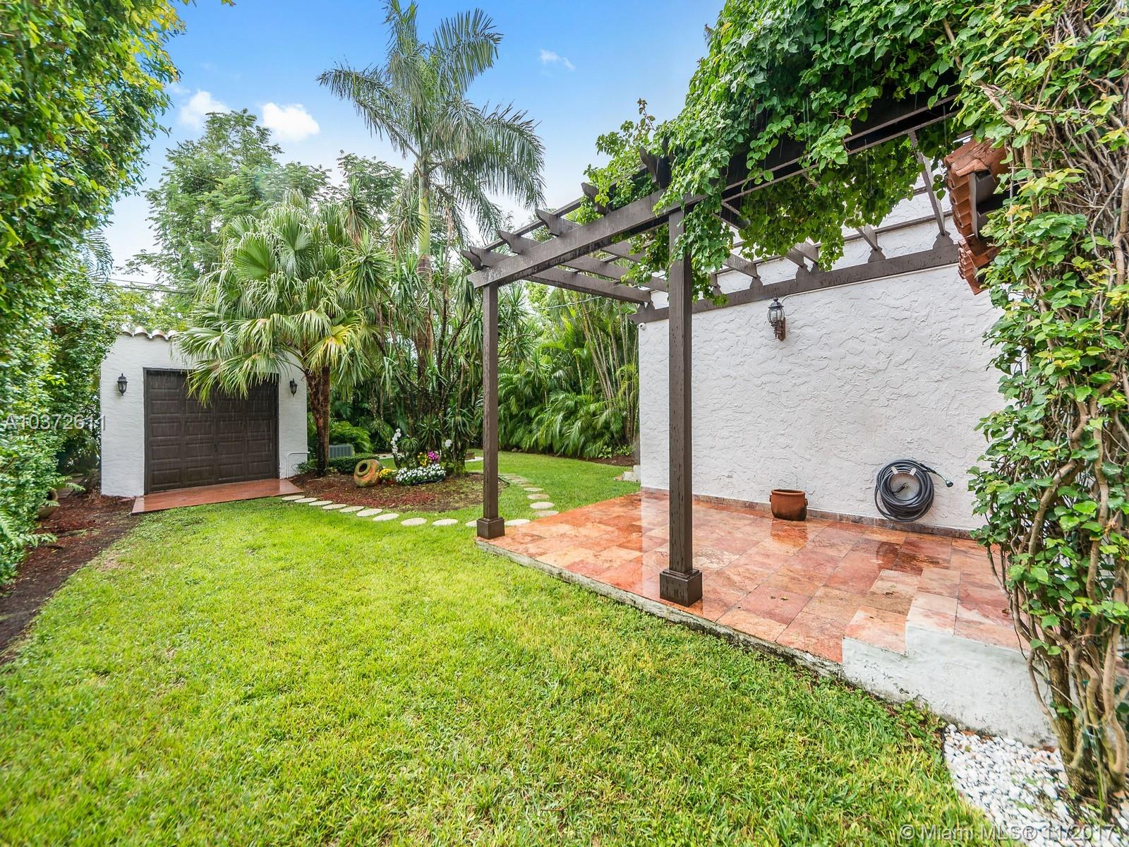 CORAL GABLES SEC E - Residential