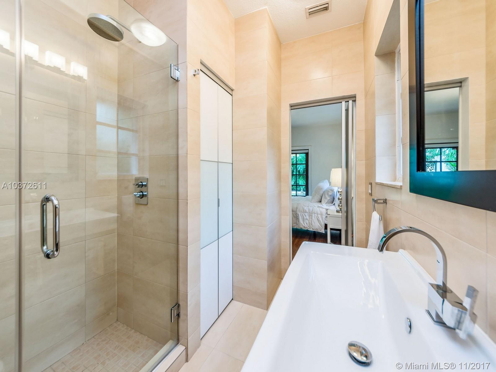 CORAL GABLES SEC E - Residential