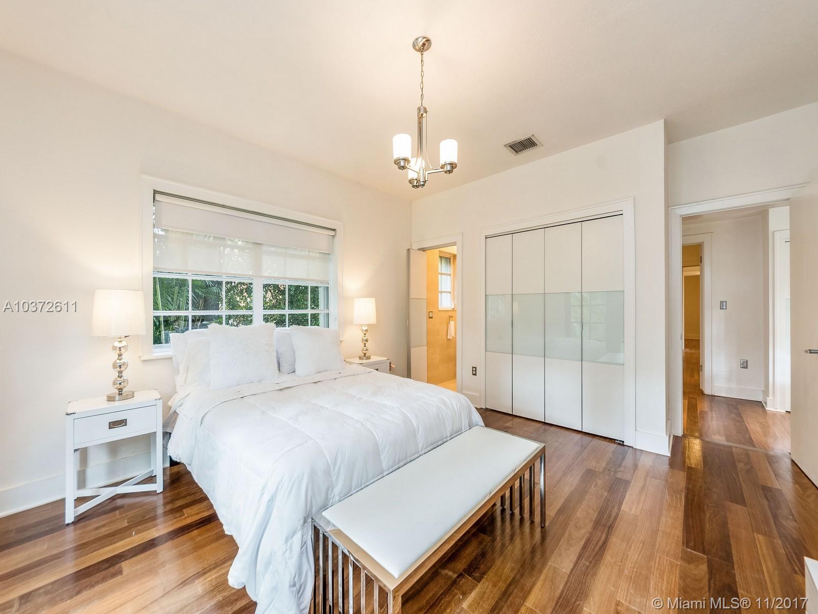 CORAL GABLES SEC E - Residential