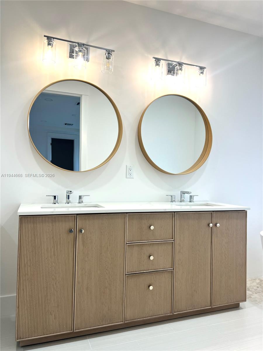 TIDEWATER COURT - Residential