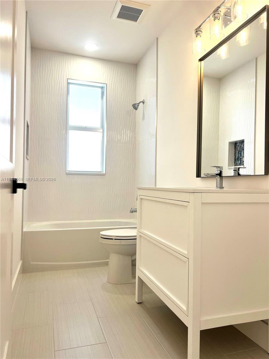 TIDEWATER COURT - Residential