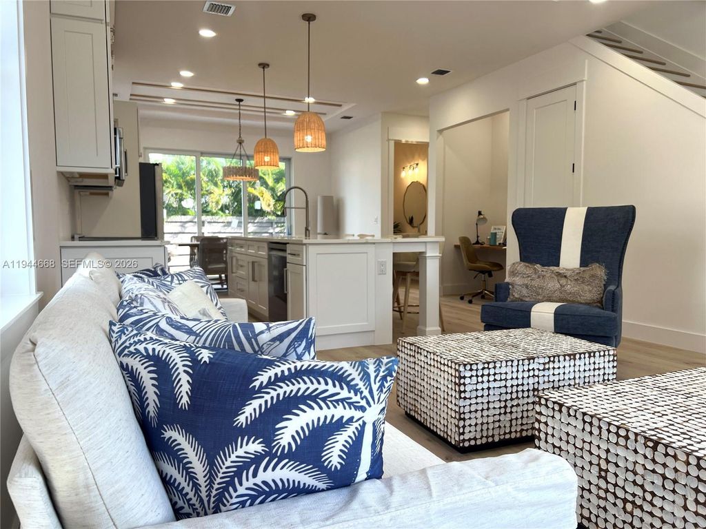 Photo of 17 Tidewater Ct, Stuart, FL 34996 (MLS # A11944668)