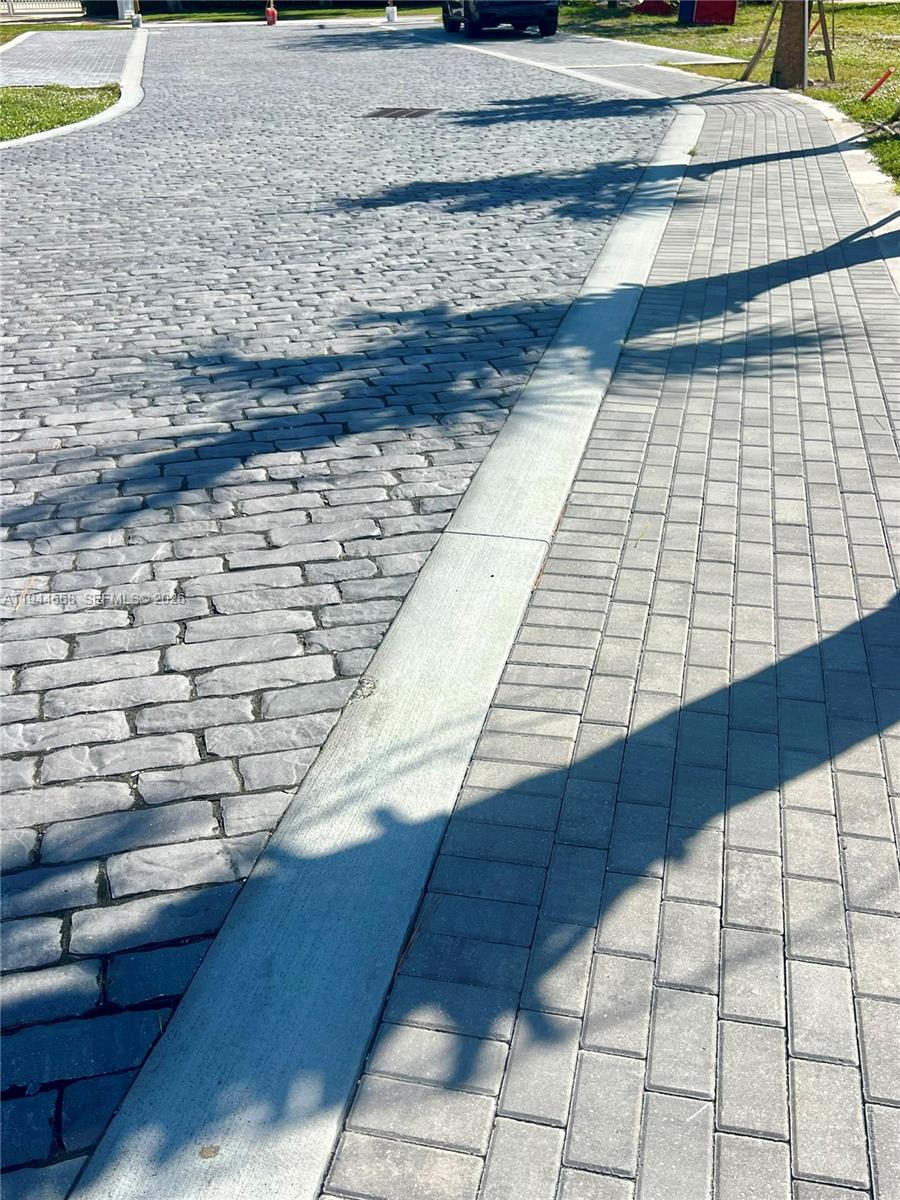 TIDEWATER COURT - Residential