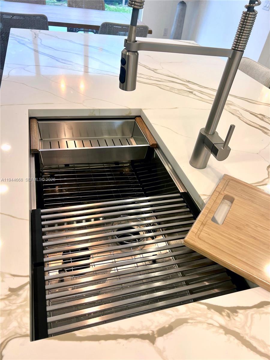 TIDEWATER COURT - Residential