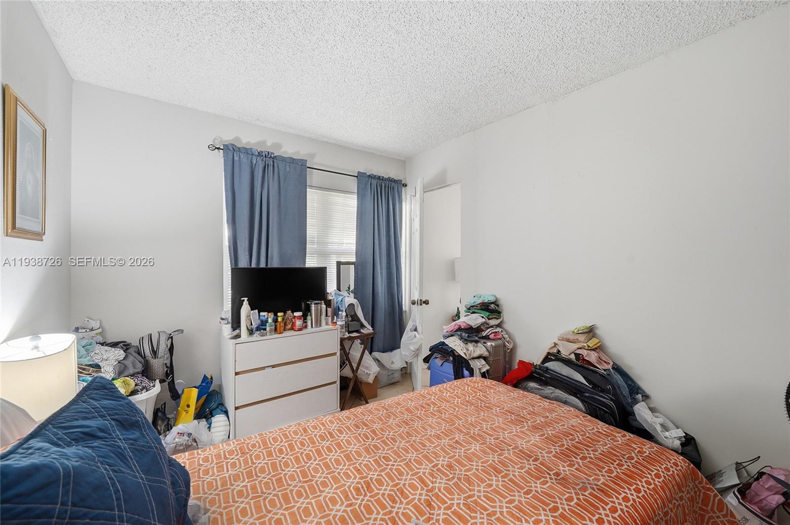 VENETIAN GARDENS AT COUNT - Residential