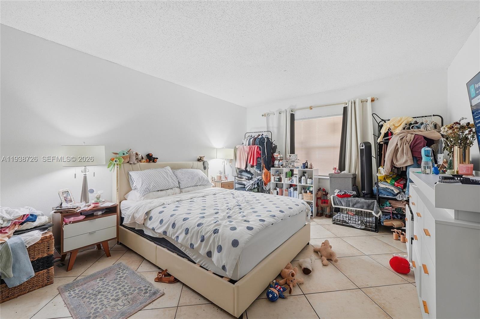 VENETIAN GARDENS AT COUNT - Residential