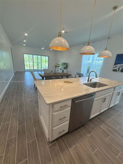 Photo of 4710 SW Ardsley Dr, Stuart, FL 34997 (MLS # A12028196)