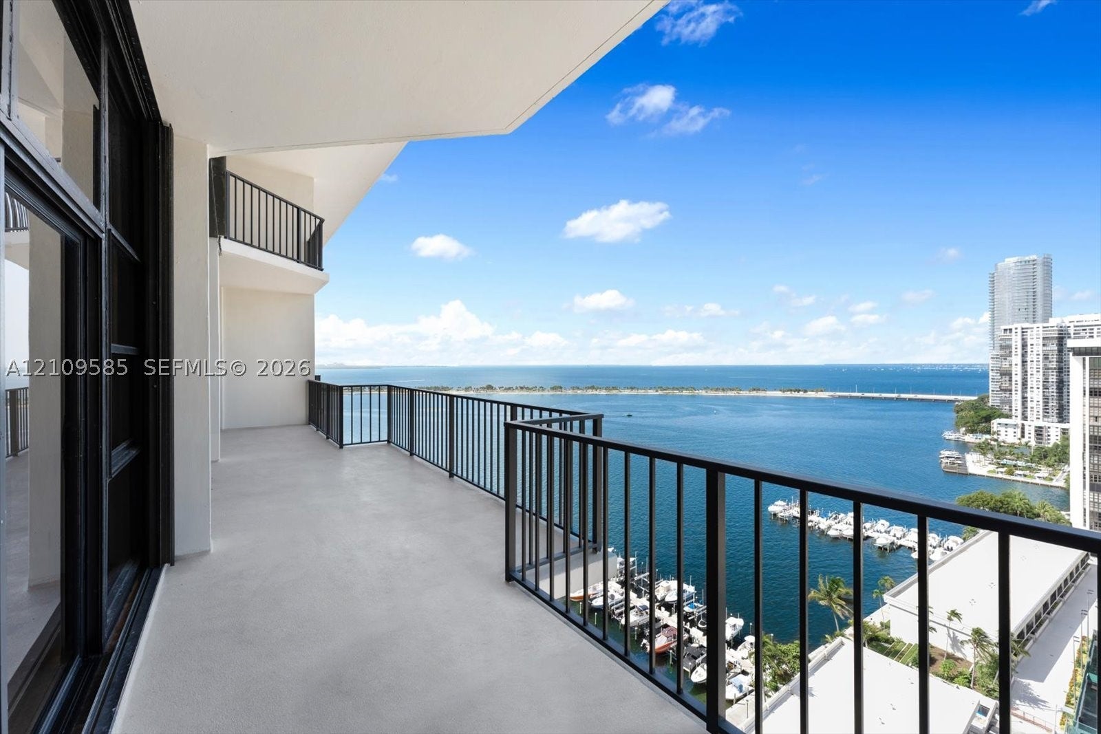 1865 Brickell Ave APHVII