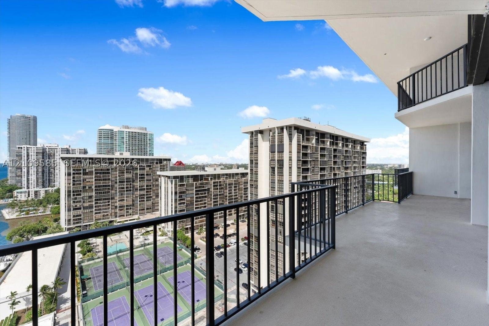 1865 Brickell Ave APHVII