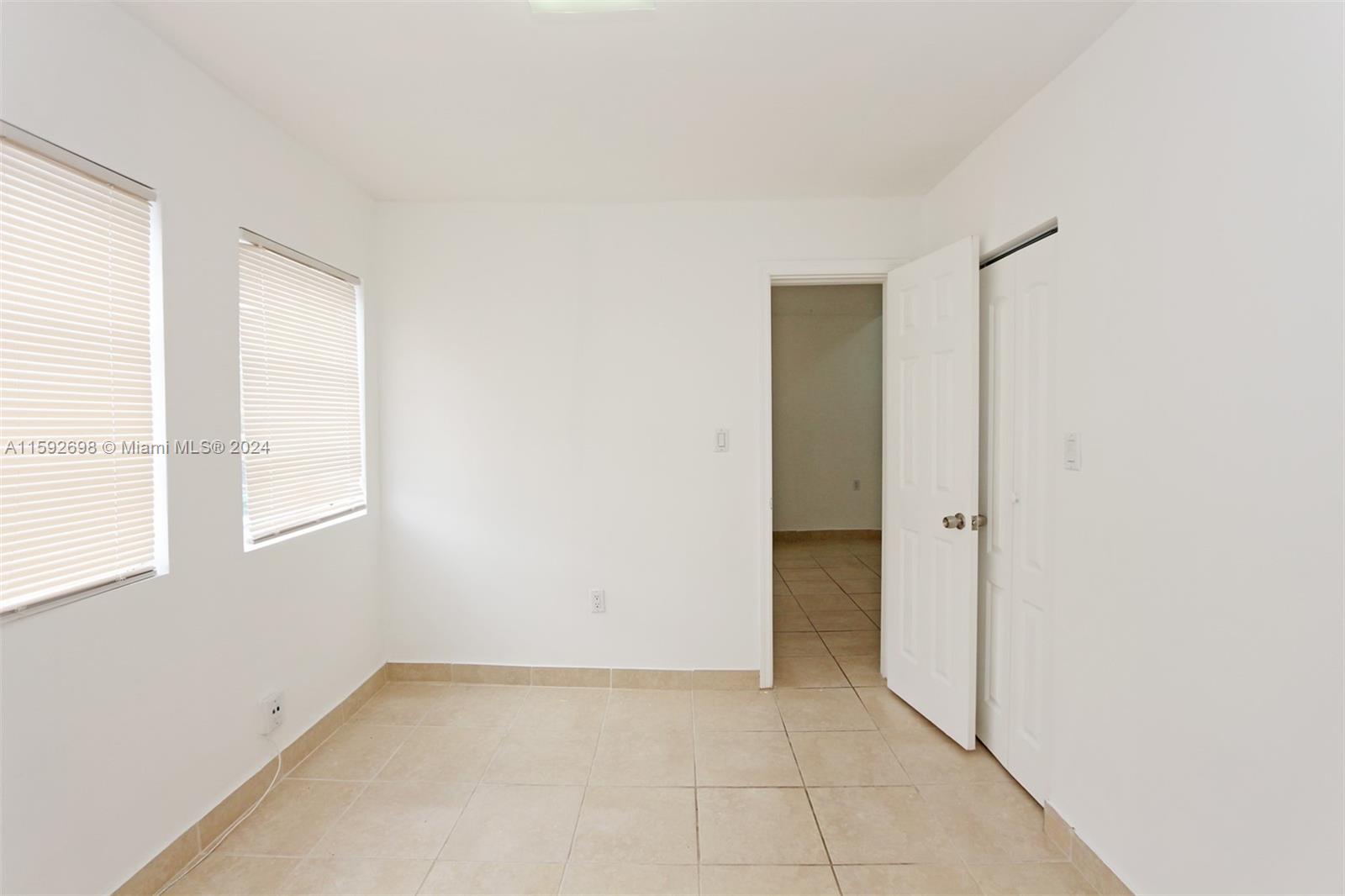 WESTLAWN - CORR PL - Residential Lease