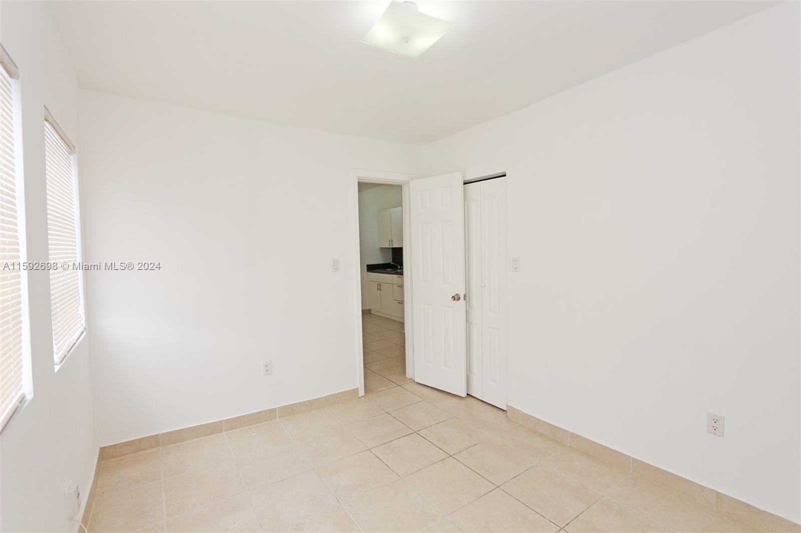 WESTLAWN - CORR PL - Residential Lease