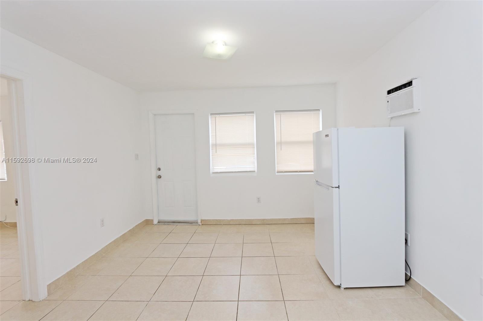 WESTLAWN - CORR PL - Residential Lease