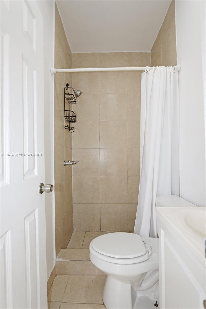 WESTLAWN - CORR PL - Residential Lease