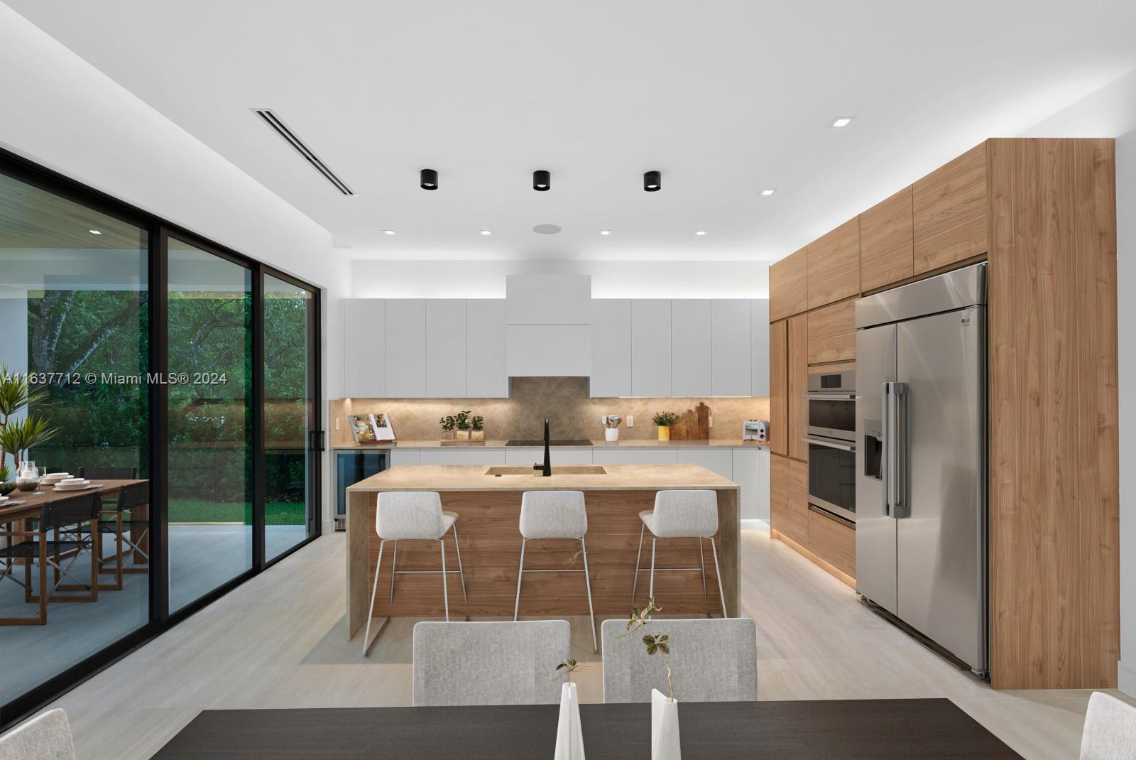 BISCAYNE PARK ESTATES - Residential