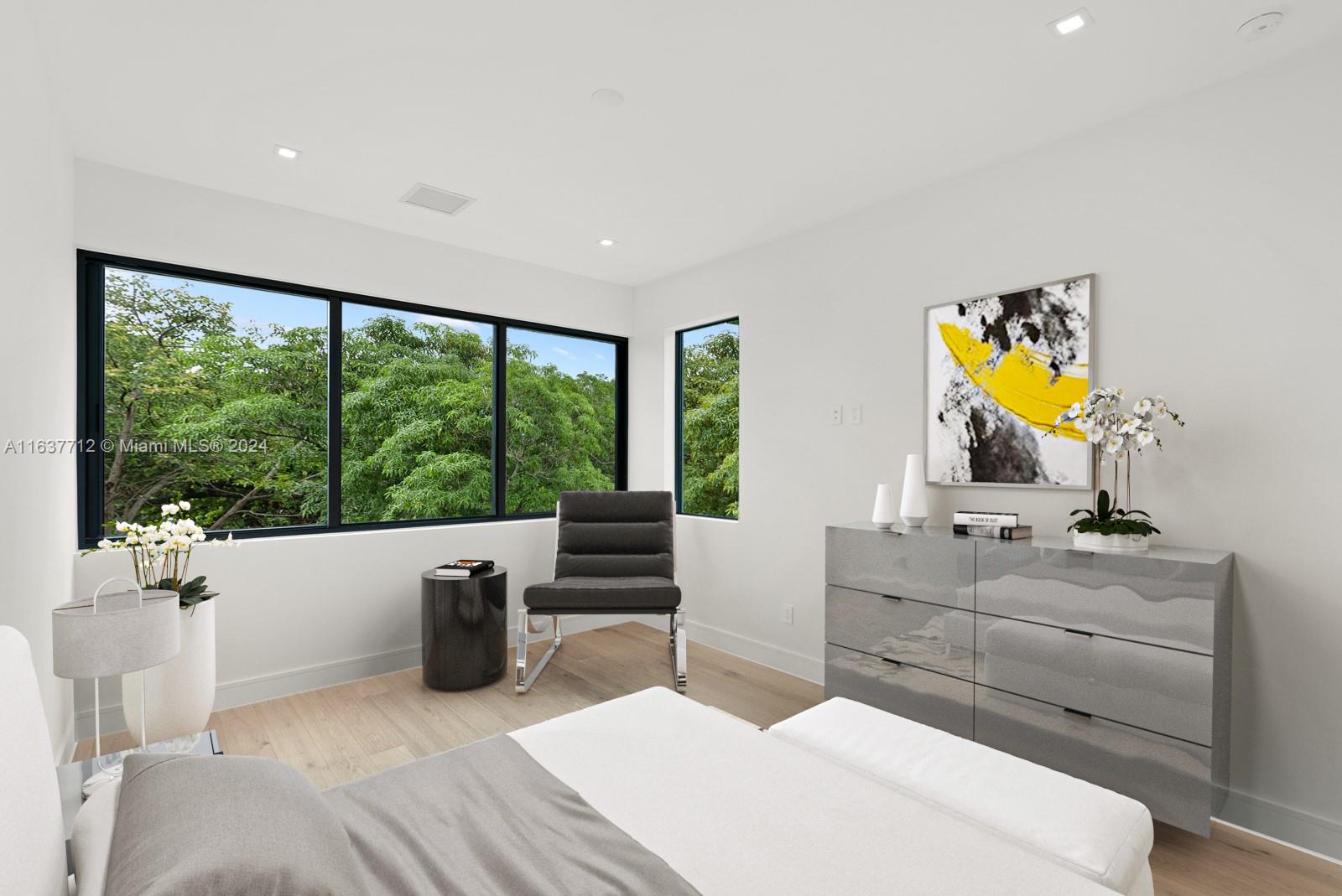 BISCAYNE PARK ESTATES - Residential