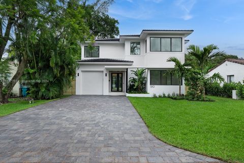 A home in Biscayne Park