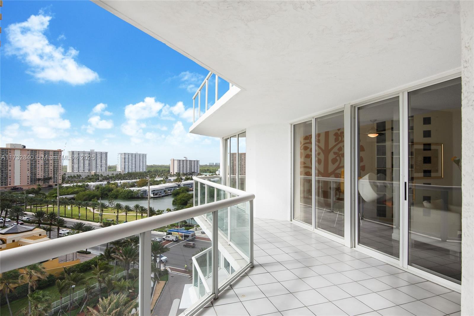OCEANIA I CONDO - Residential