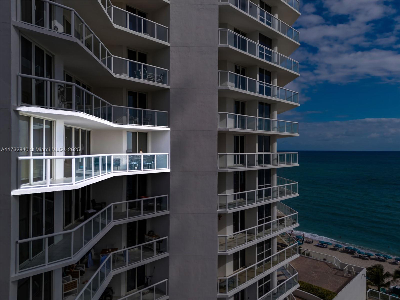 OCEANIA I CONDO - Residential