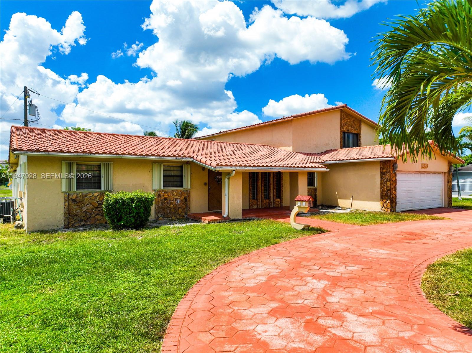 GOLF PARK SEC 1 - Residential