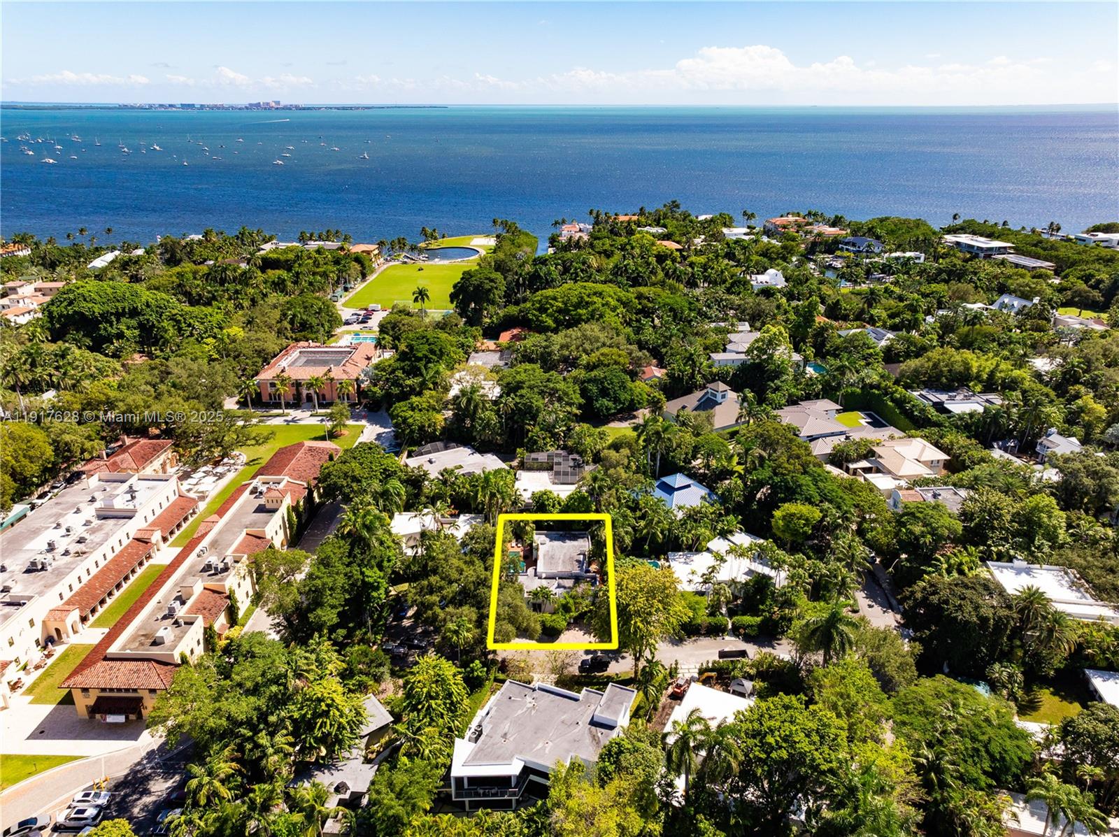 FOUR-WAY LODGE ESTATES - Land