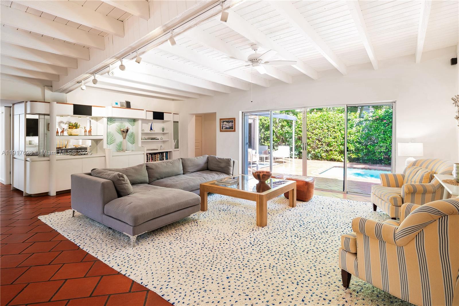 FOUR-WAY LODGE ESTATES - Land