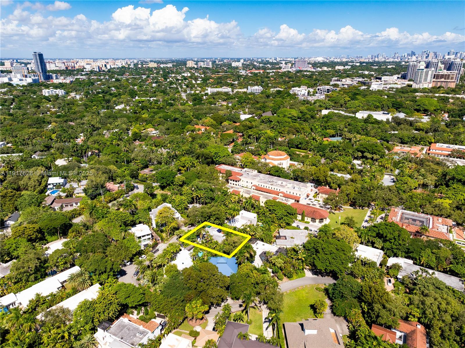 FOUR-WAY LODGE ESTATES - Land