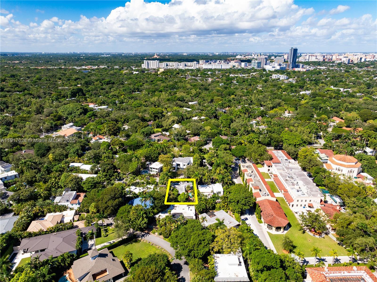 FOUR-WAY LODGE ESTATES - Land