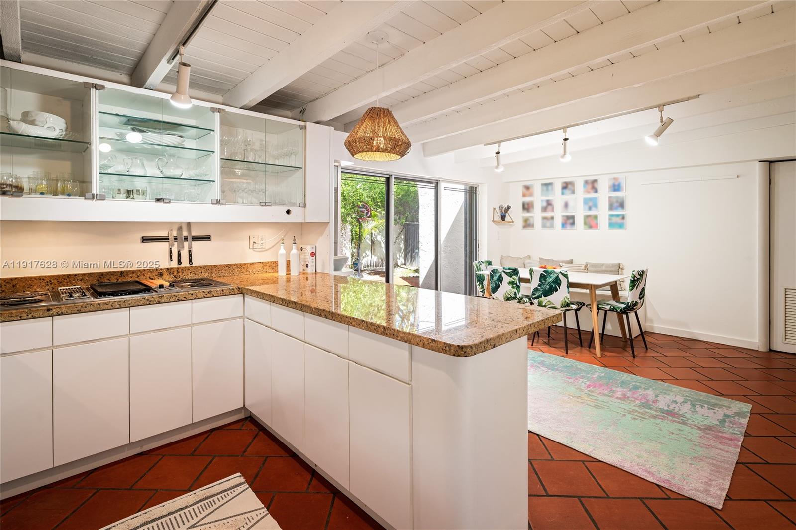 FOUR-WAY LODGE ESTATES - Land