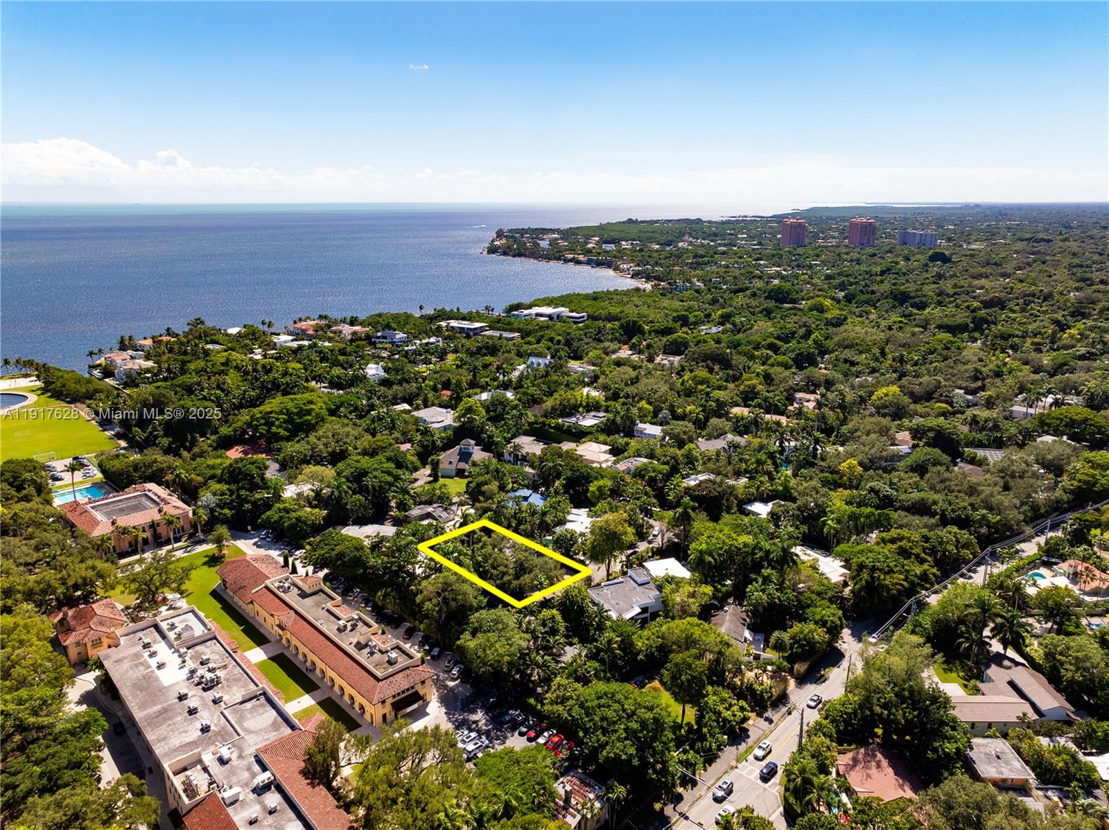 FOUR-WAY LODGE ESTATES - Land