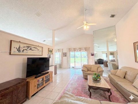 Tiny photo for 1510 W Lacosta Dr W, Pembroke Pines, FL 33027 (MLS # A12007477)