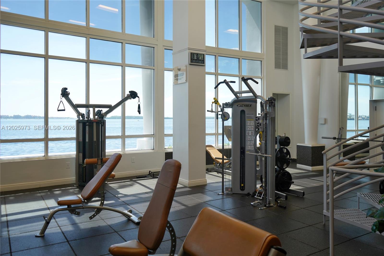 THREE TEQUESTA POINT COND - Residential