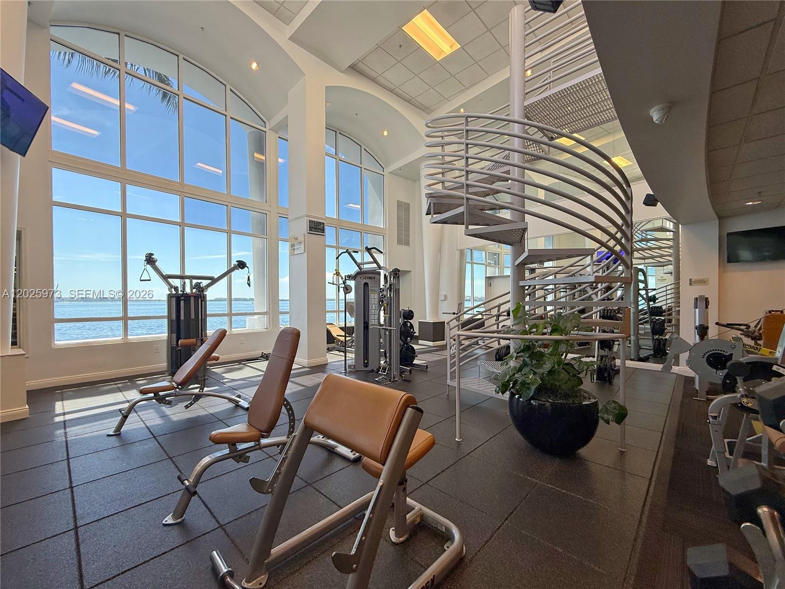 THREE TEQUESTA POINT COND - Residential