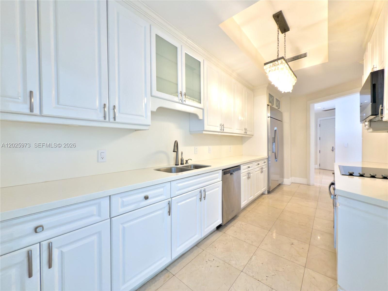 THREE TEQUESTA POINT COND - Residential