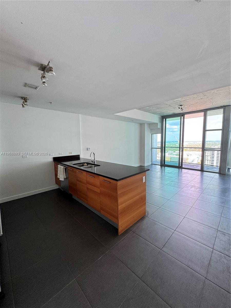 3301 NE 1st Ave H2613