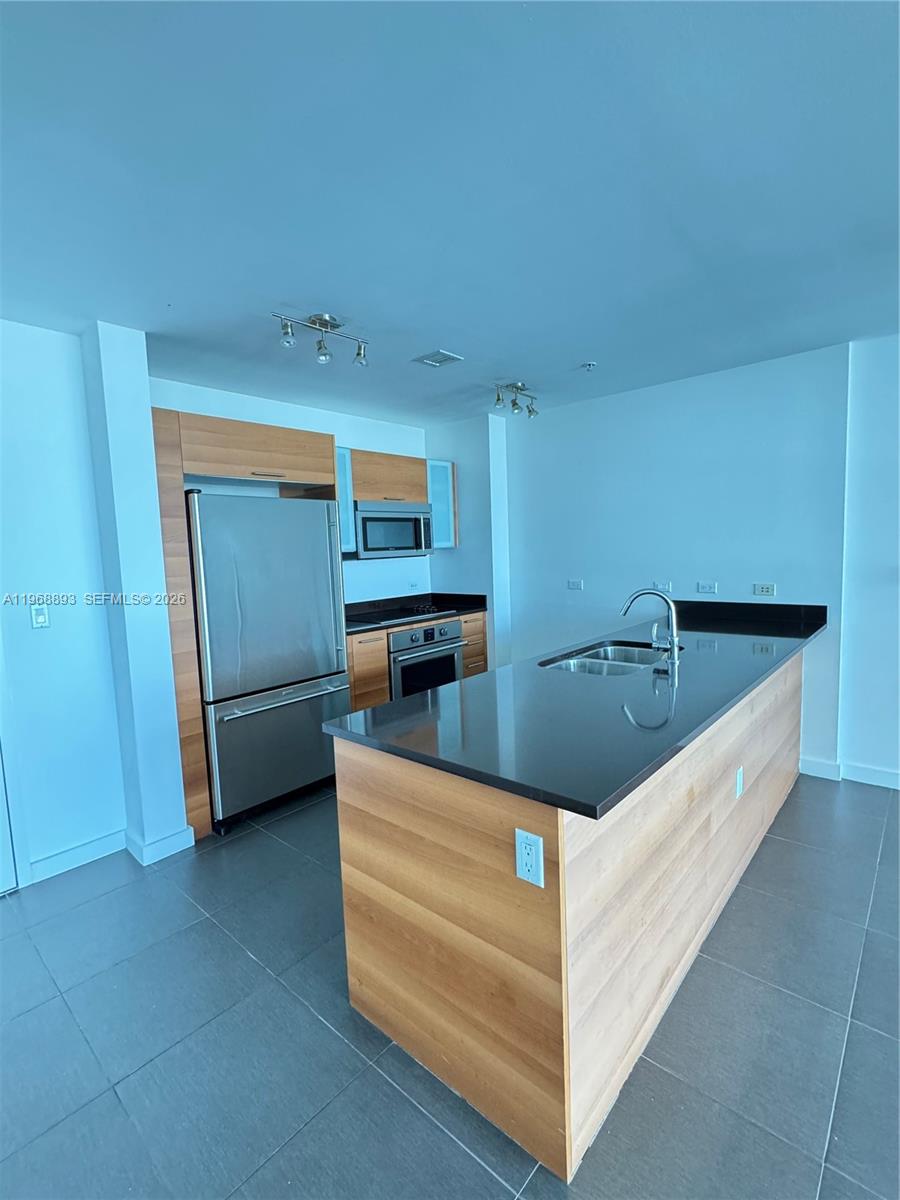 3301 NE 1st Ave H2613