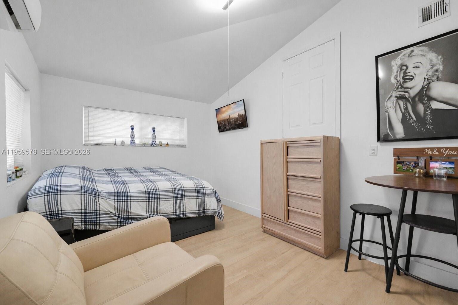 PALM SPRINGS AMD - Residential