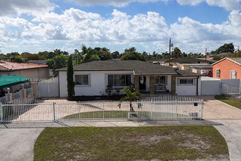 Photo of Hialeah, FL 33012 (MLS # A11959578)