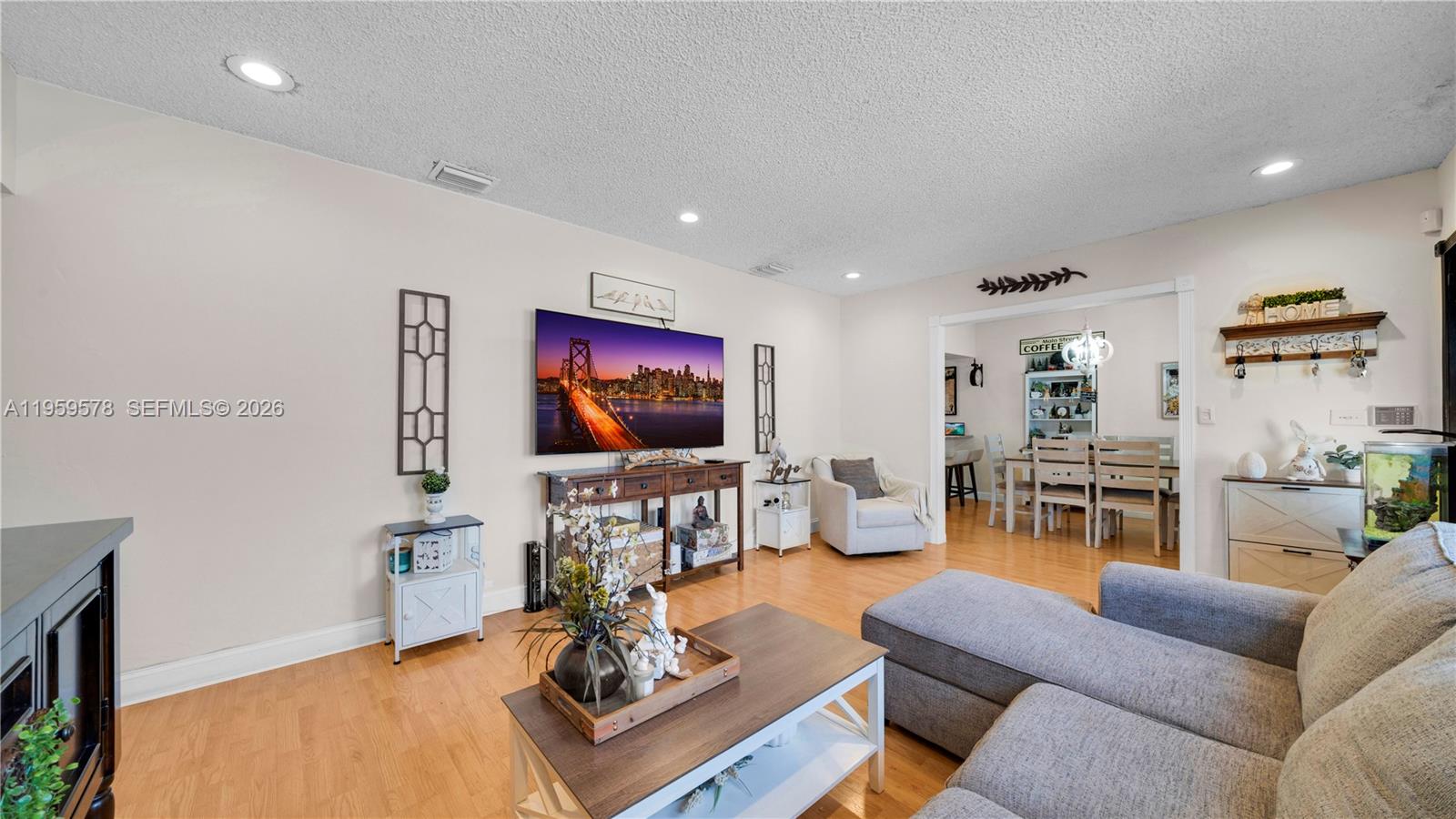 PALM SPRINGS AMD - Residential