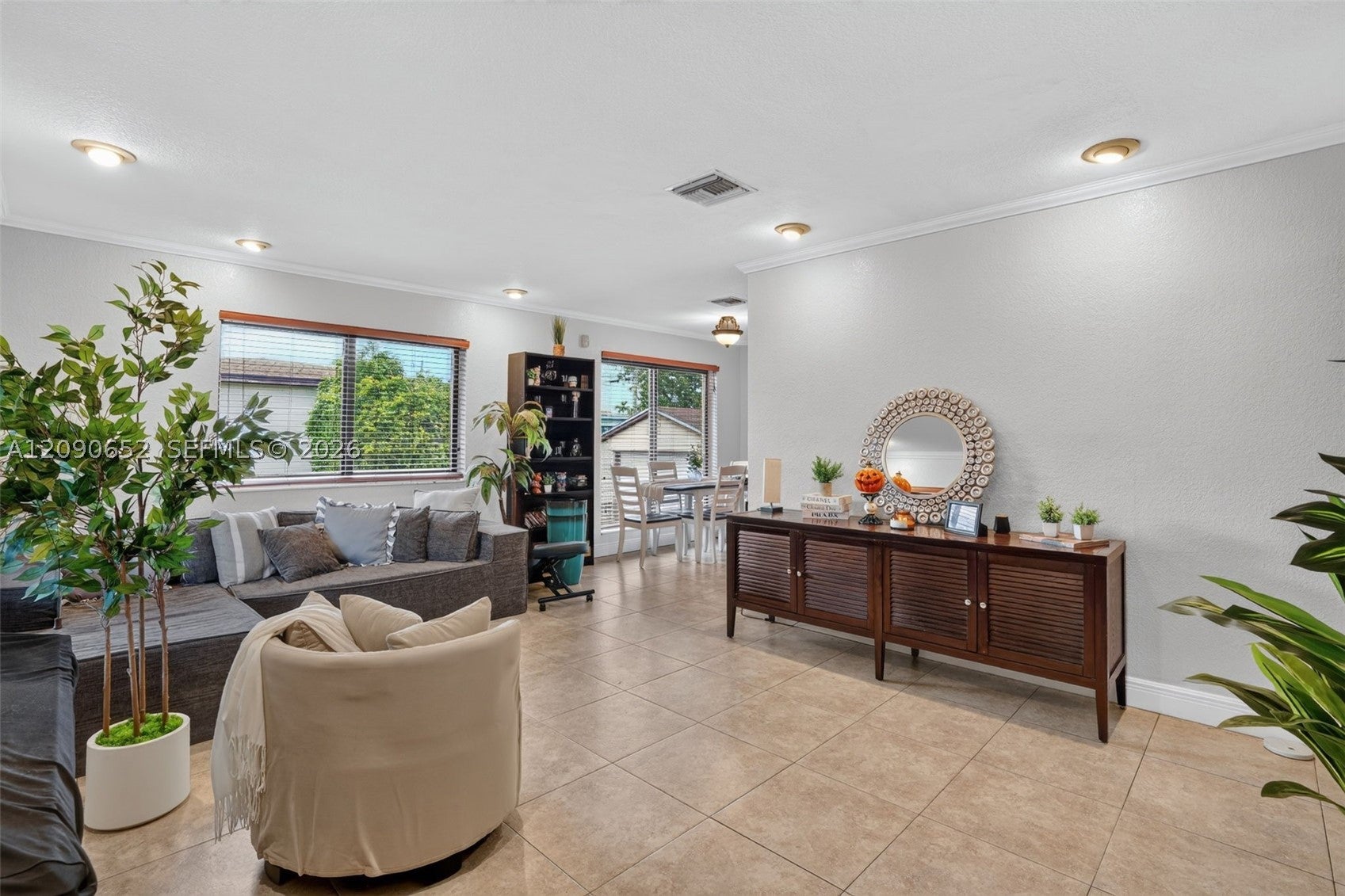 7911 SW 18th Ter